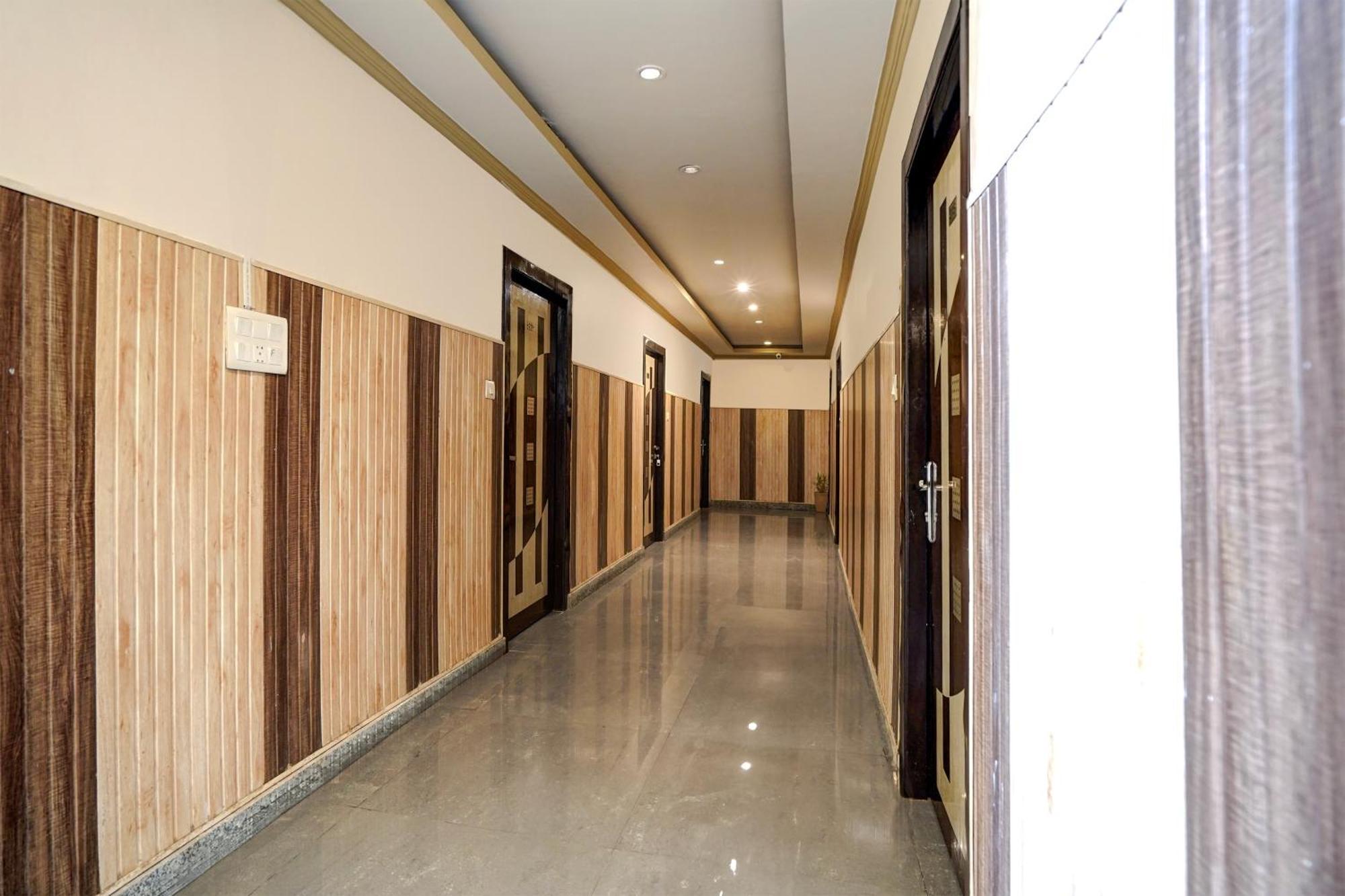 Hotel Super Townhouse Haridwar Near Har Ki Pauri Esterno foto