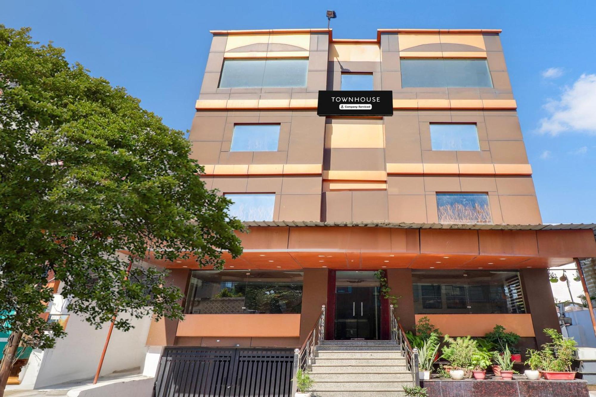 Hotel Super Townhouse Haridwar Near Har Ki Pauri Esterno foto