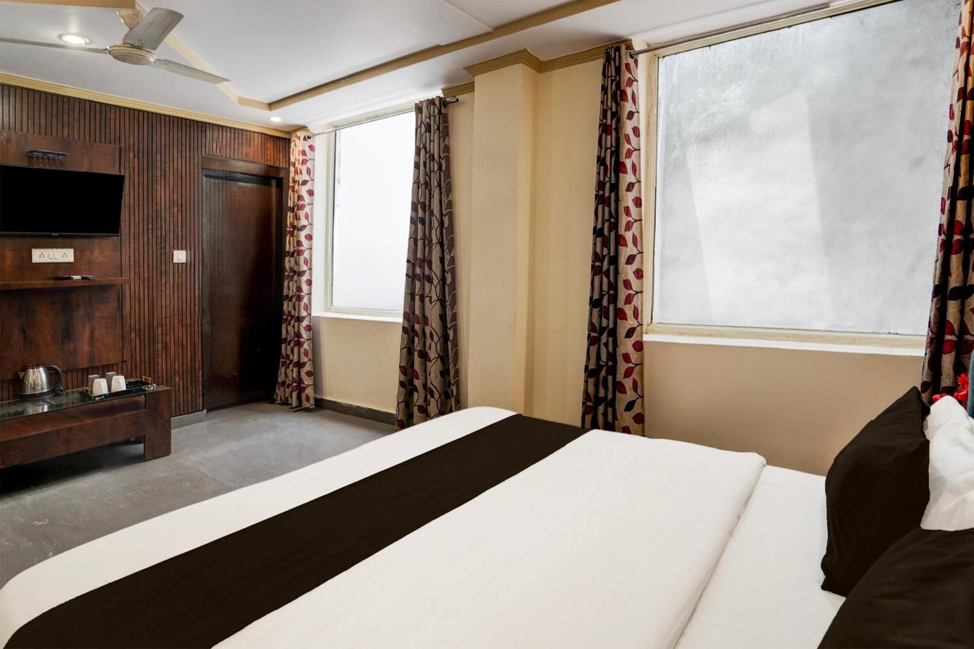 Hotel Super Townhouse Haridwar Near Har Ki Pauri Esterno foto